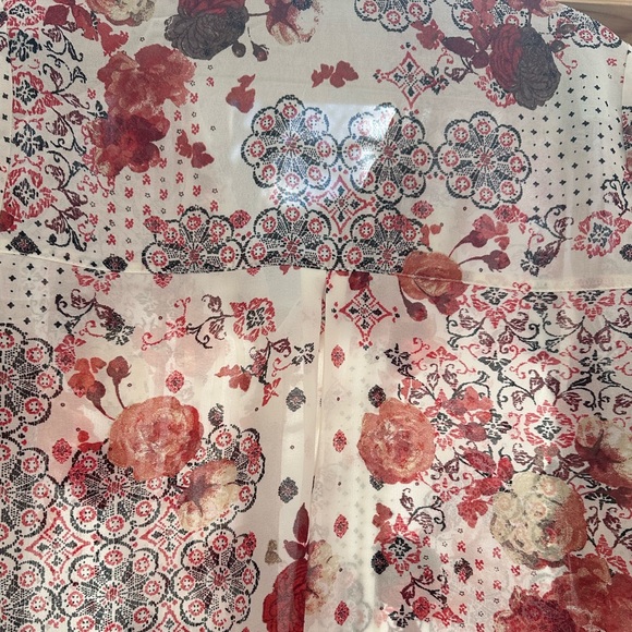 Abercrombie & Fitch 🌸🌺 BEAUTIFUL Floral Top Blouse Sheer size Large - Picture 8 of 12